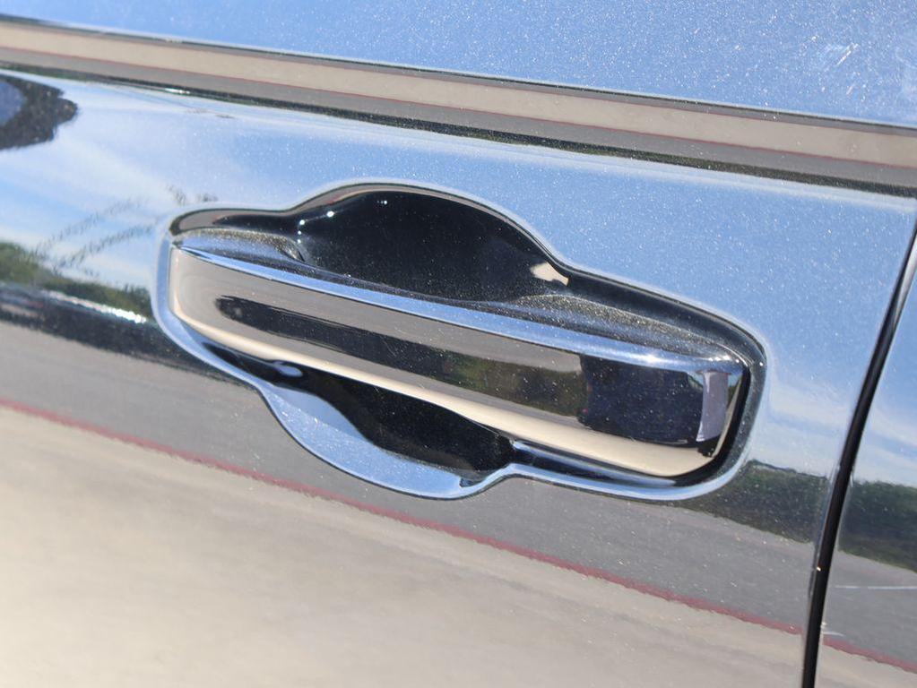 used 2025 Honda CR-V car, priced at $28,548