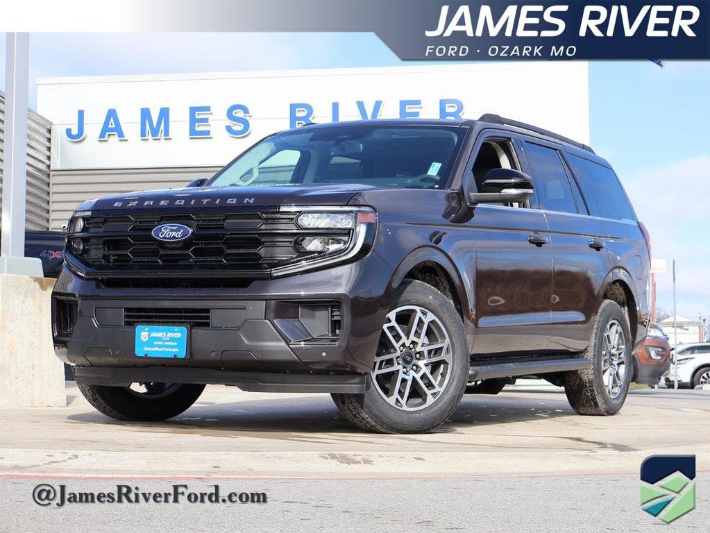 new 2025 Ford Expedition car, priced at $70,924