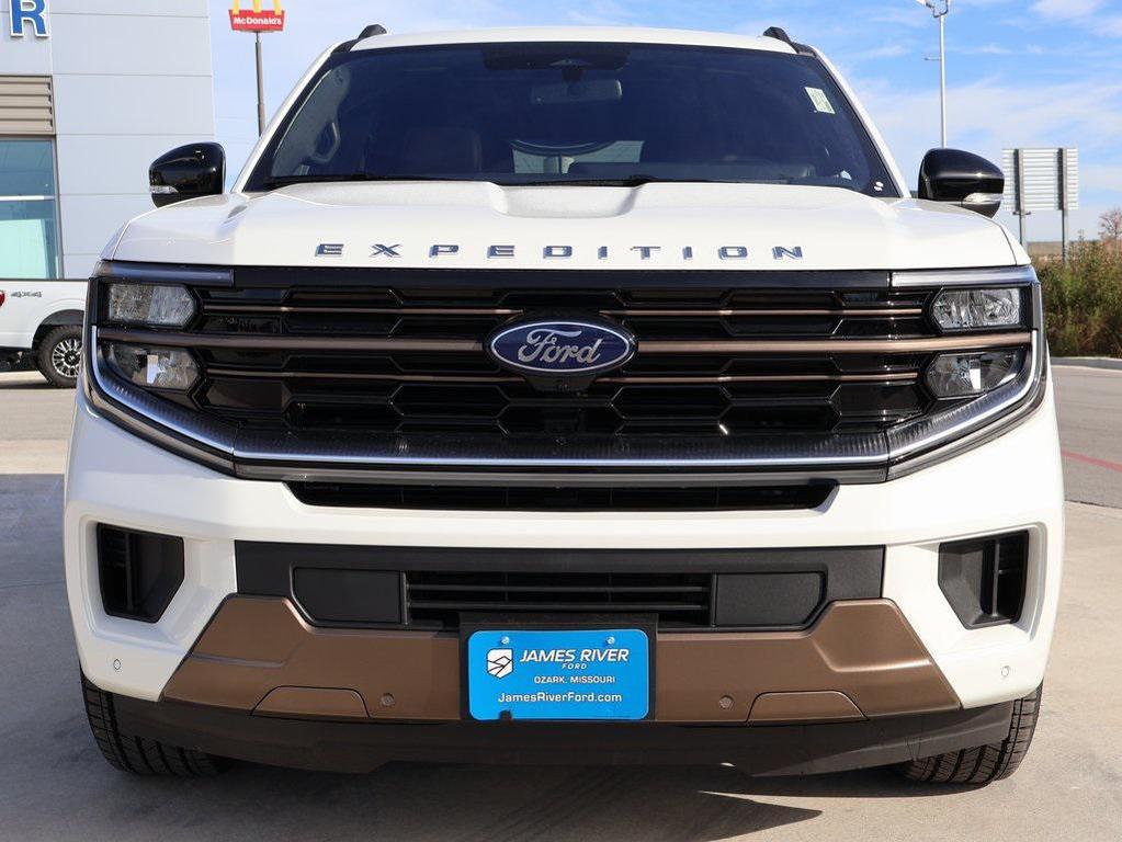 new 2025 Ford Expedition car, priced at $85,934