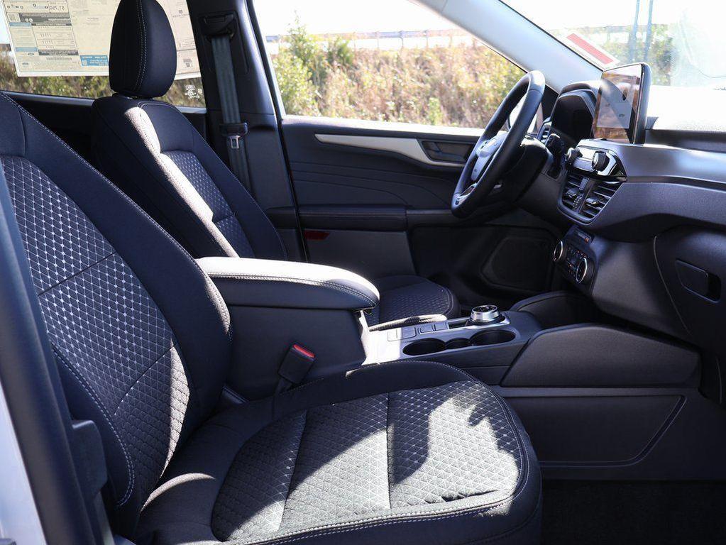 new 2026 Ford Escape car, priced at $28,998