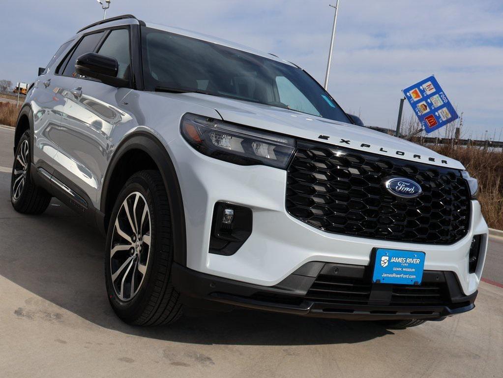 new 2026 Ford Explorer car, priced at $45,958