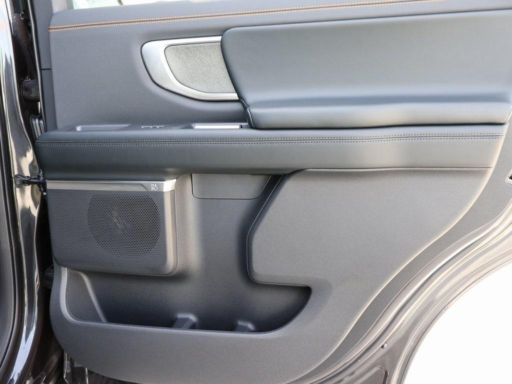 new 2025 Ford Expedition car, priced at $83,901