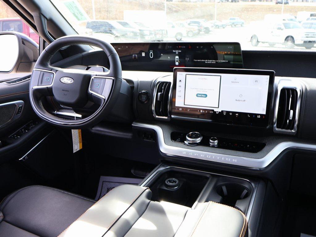 new 2025 Ford Expedition car, priced at $83,901