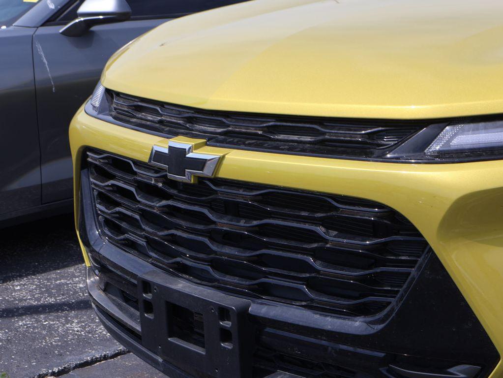 used 2024 Chevrolet Trax car, priced at $24,271