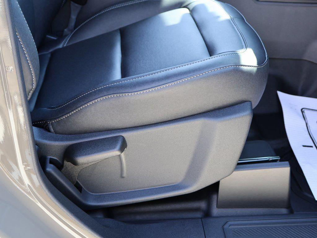 new 2025 Ford Bronco car, priced at $50,374