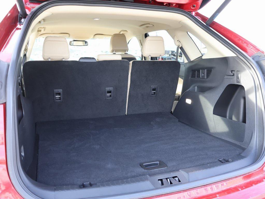 used 2024 Ford Edge car, priced at $27,963