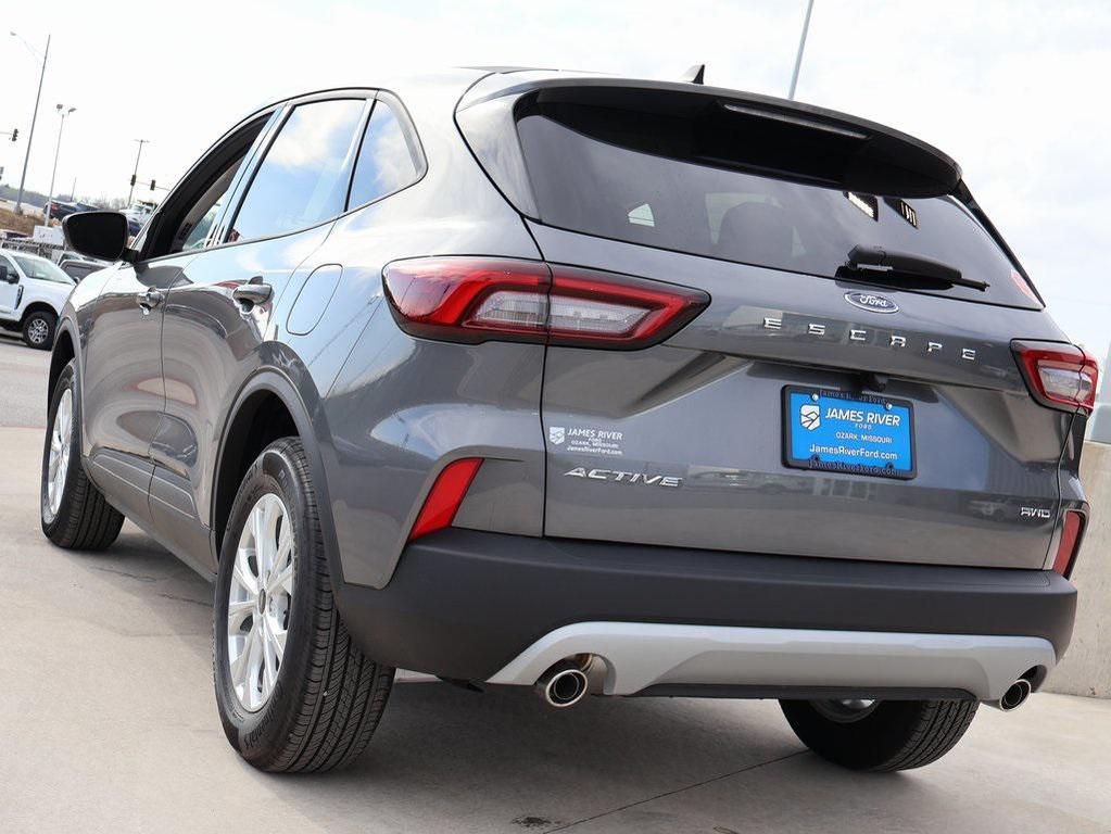 new 2025 Ford Escape car, priced at $26,644