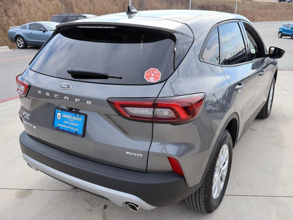 new 2025 Ford Escape car, priced at $26,644