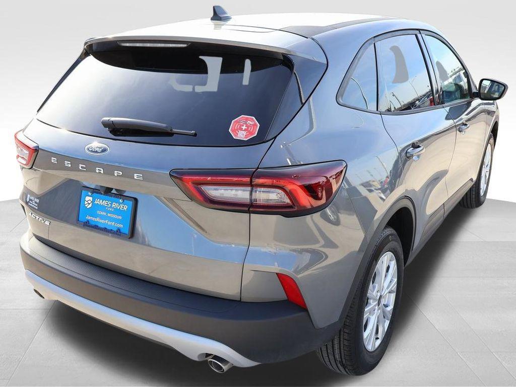 new 2026 Ford Escape car, priced at $27,928