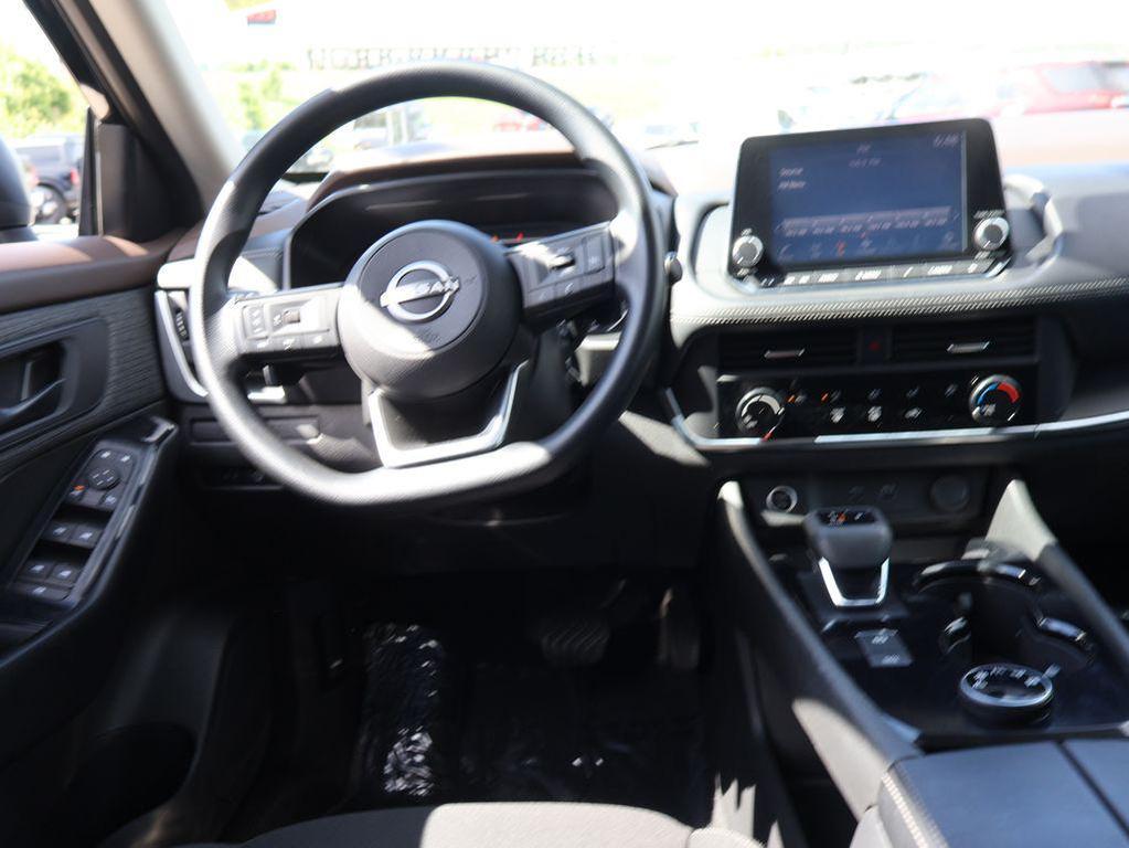 used 2023 Nissan Rogue car, priced at $19,992