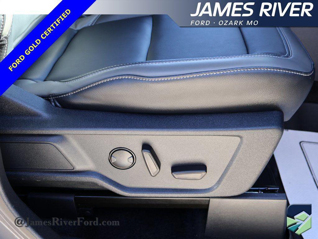 used 2025 Ford Bronco car, priced at $48,639