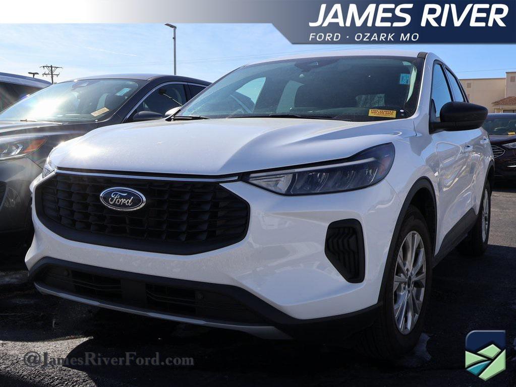 used 2025 Ford Escape car, priced at $25,639