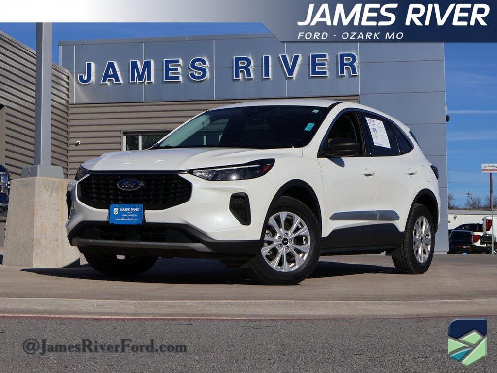used 2023 Ford Escape car, priced at $23,124