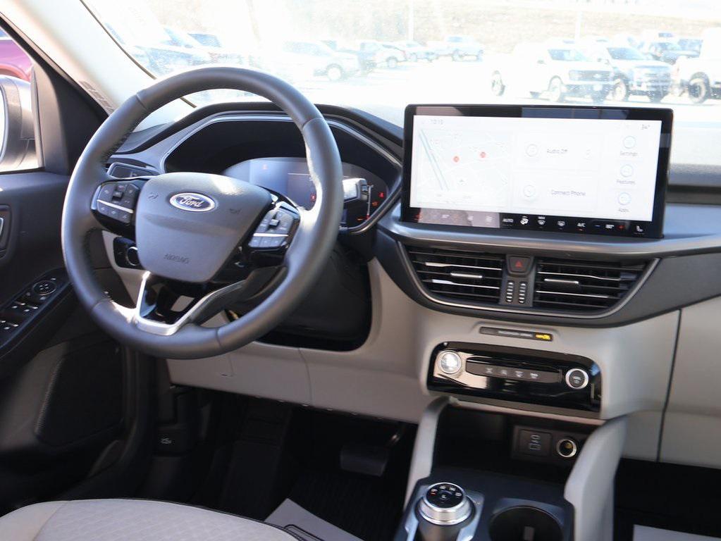 used 2023 Ford Escape car, priced at $23,124