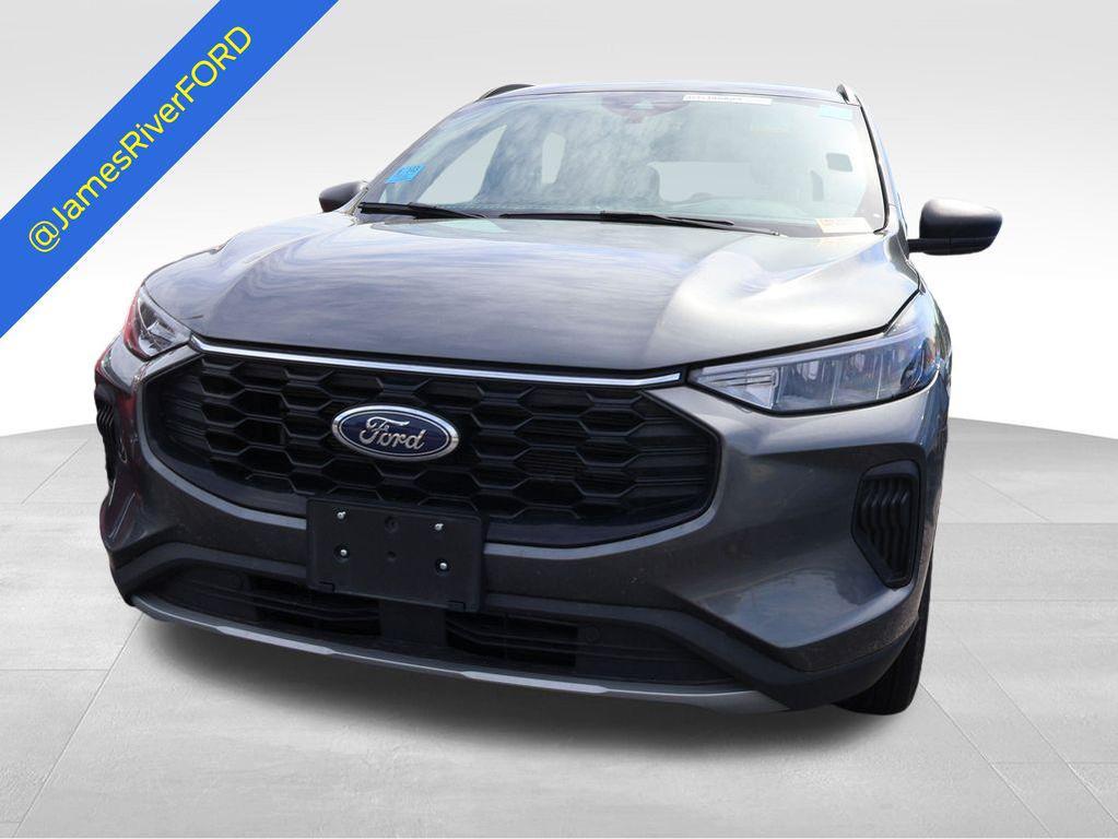 used 2025 Ford Escape car, priced at $24,845