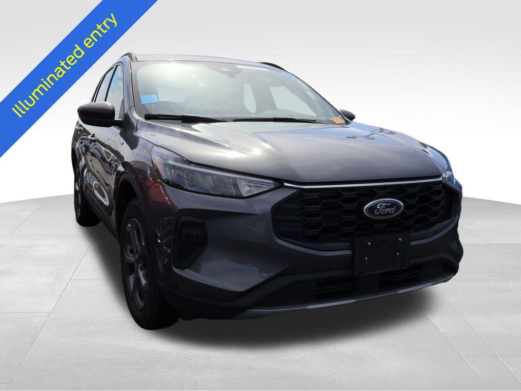 used 2025 Ford Escape car, priced at $24,845