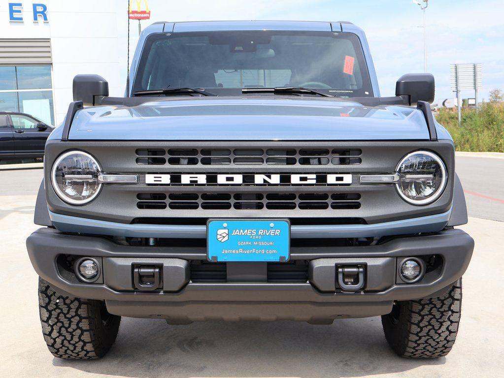 new 2025 Ford Bronco car, priced at $47,296
