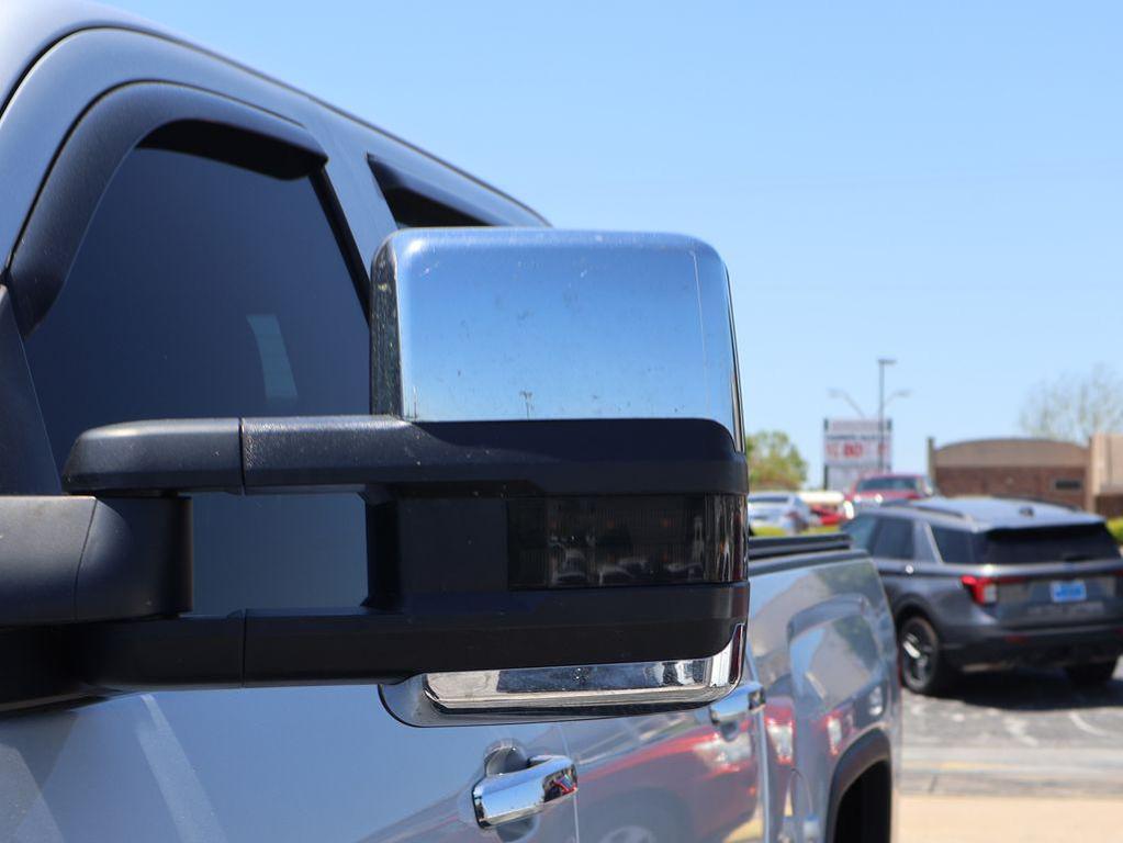 used 2017 GMC Sierra 1500 car, priced at $27,354