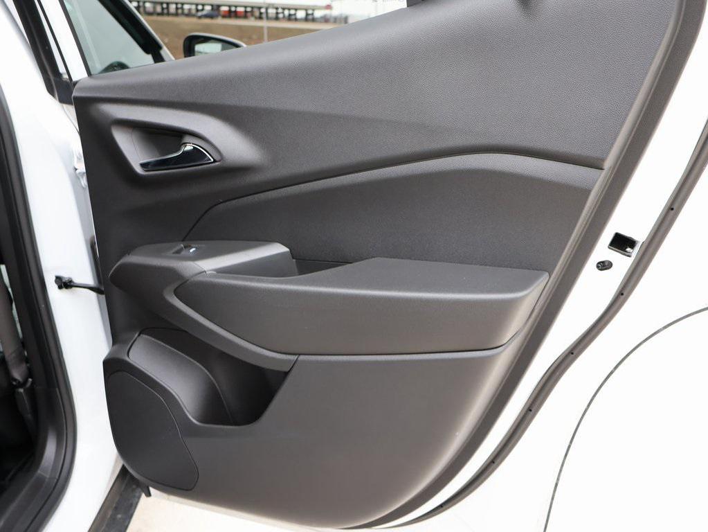 used 2025 Chevrolet Trax car, priced at $22,274