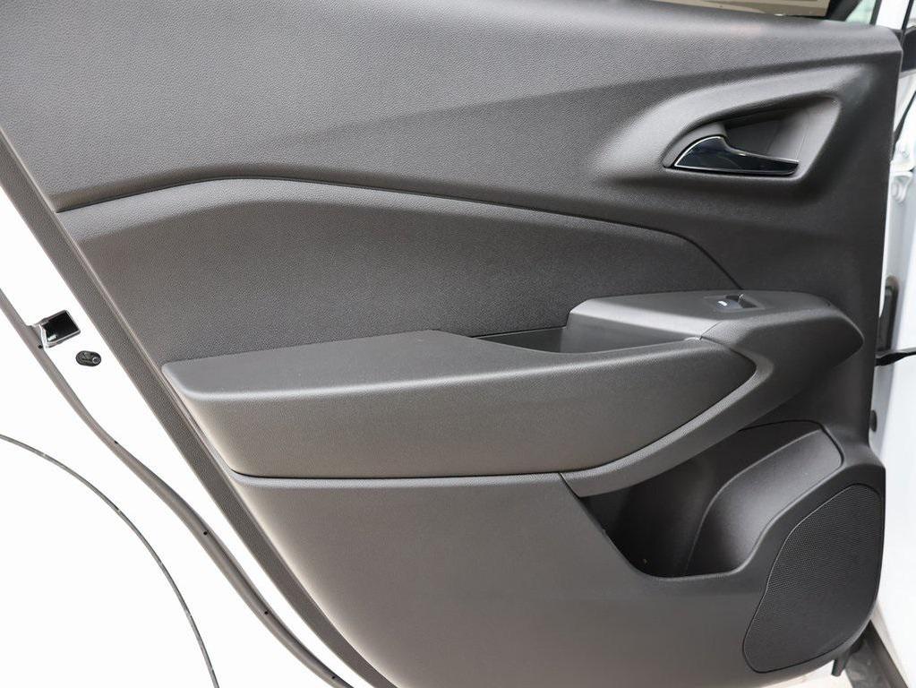 used 2025 Chevrolet Trax car, priced at $22,274