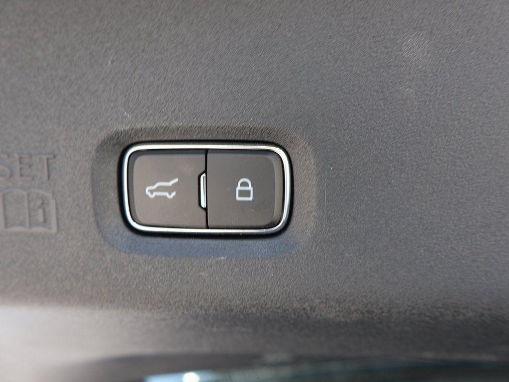 used 2025 Ford Expedition Max car, priced at $76,748