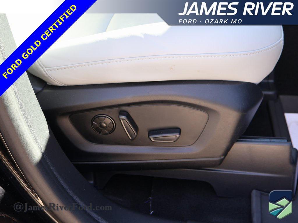 used 2025 Ford Explorer car, priced at $44,299