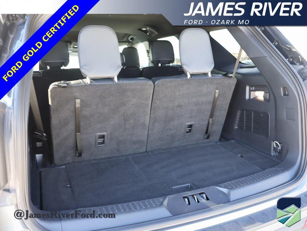 used 2025 Ford Explorer car, priced at $38,950