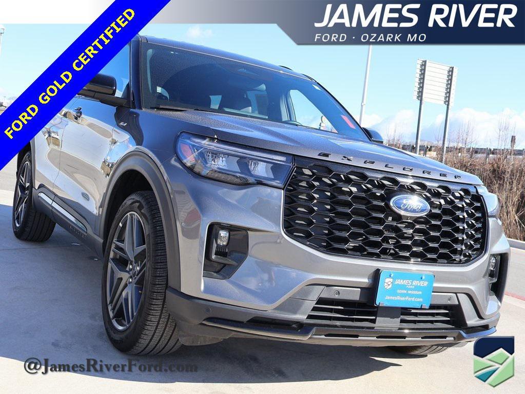 used 2025 Ford Explorer car, priced at $38,950