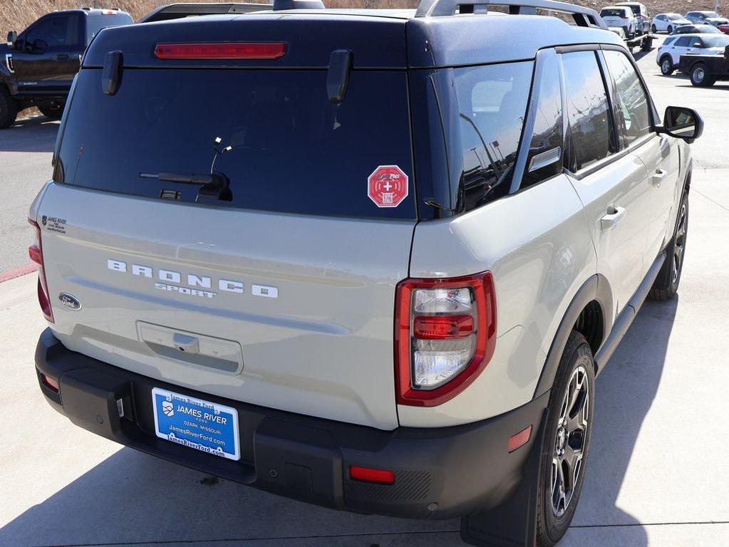 new 2025 Ford Bronco Sport car, priced at $37,978