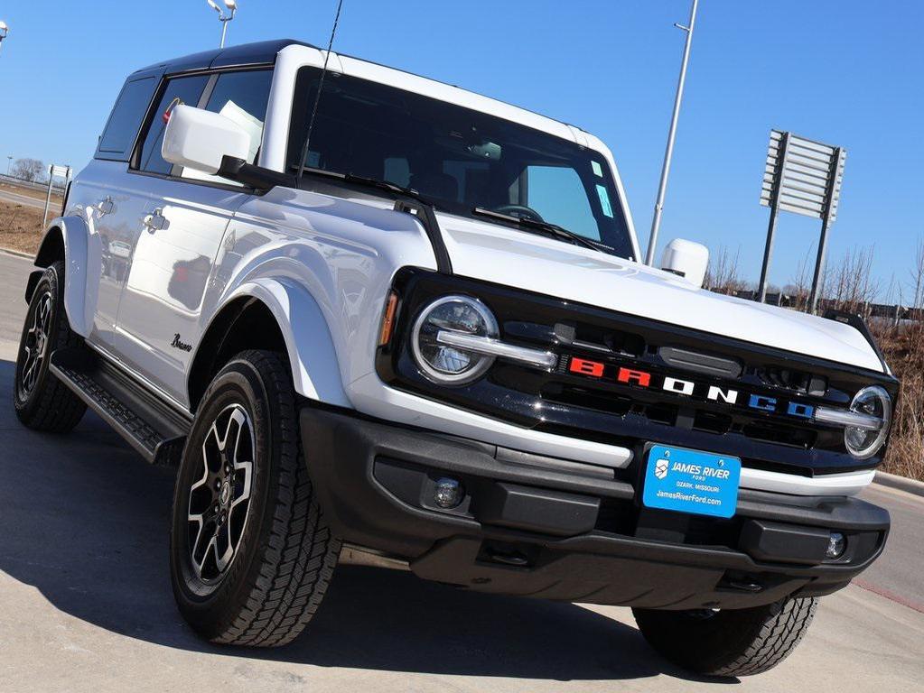 used 2025 Ford Bronco car, priced at $44,398
