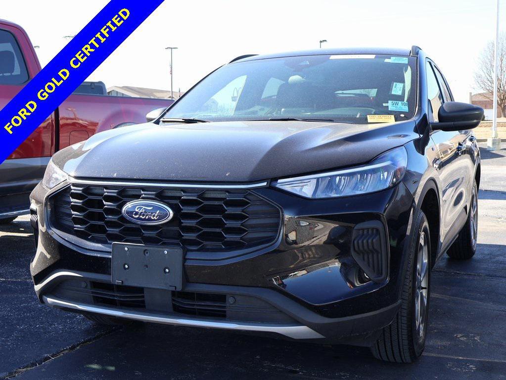used 2025 Ford Escape car, priced at $27,371