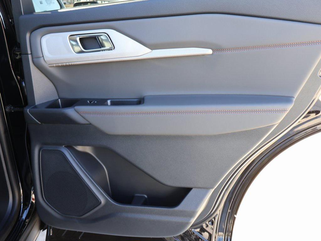 new 2025 Ford Explorer car, priced at $47,788