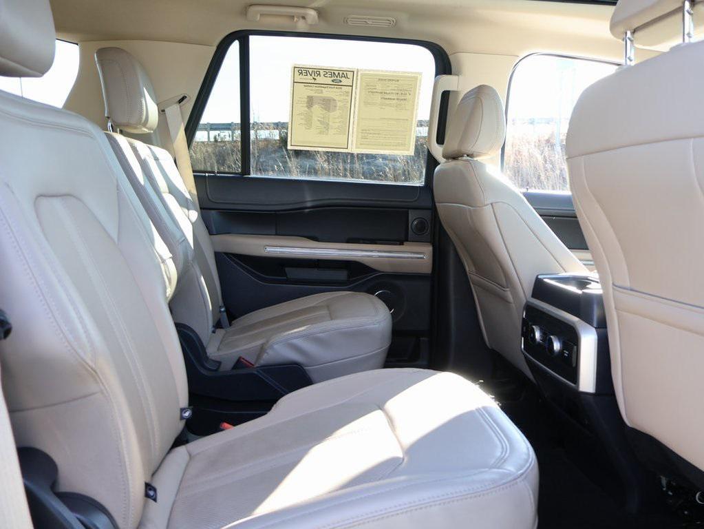used 2024 Ford Expedition car, priced at $48,487