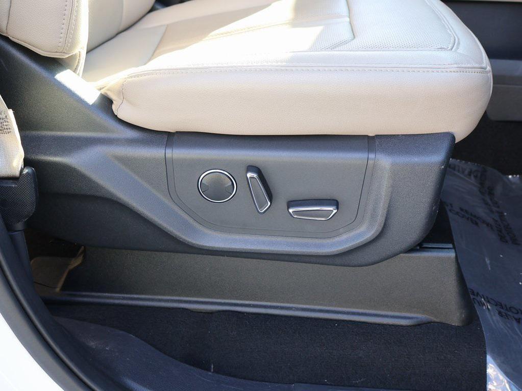 used 2024 Ford Expedition car, priced at $48,487