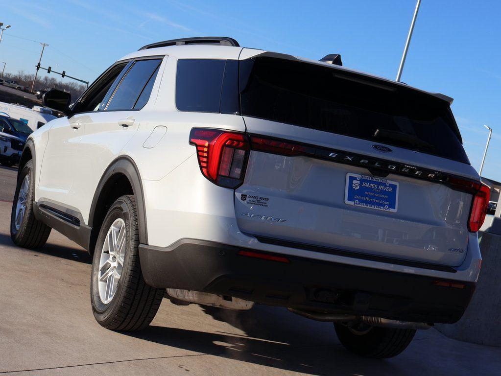 new 2026 Ford Explorer car, priced at $39,812