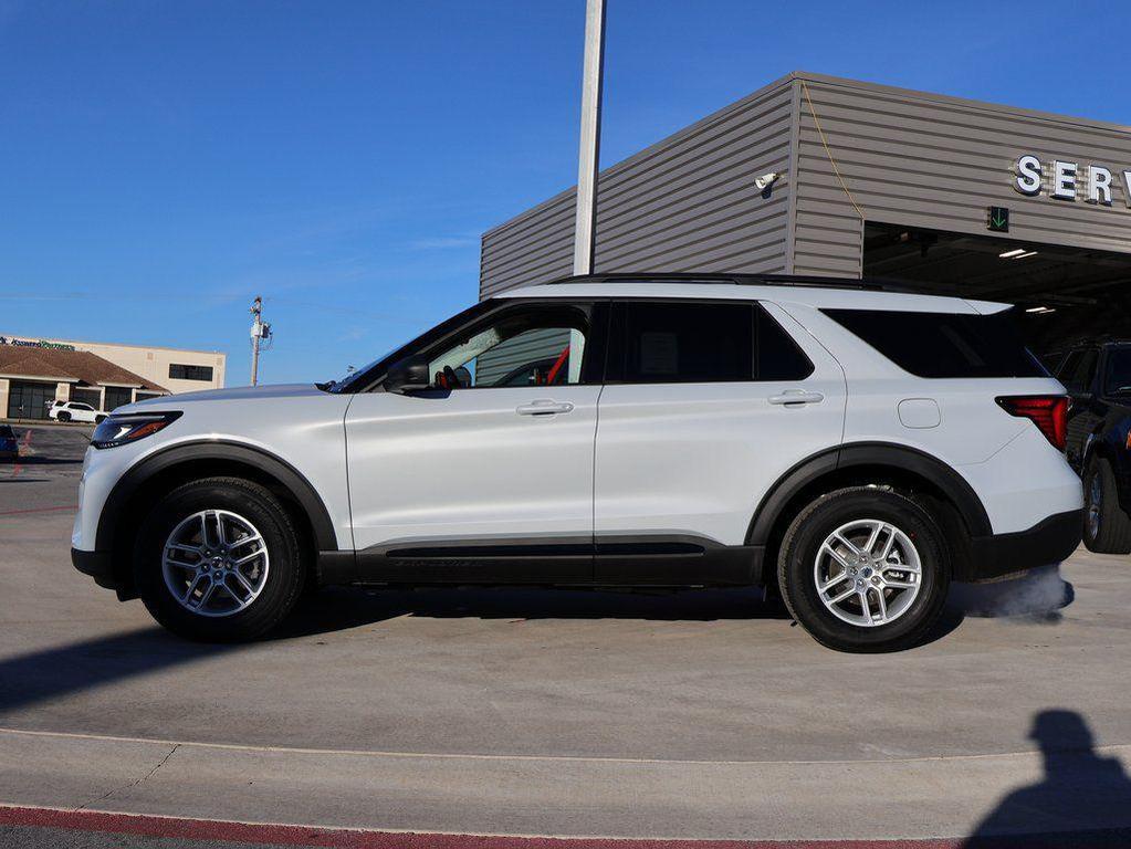 new 2026 Ford Explorer car, priced at $39,812