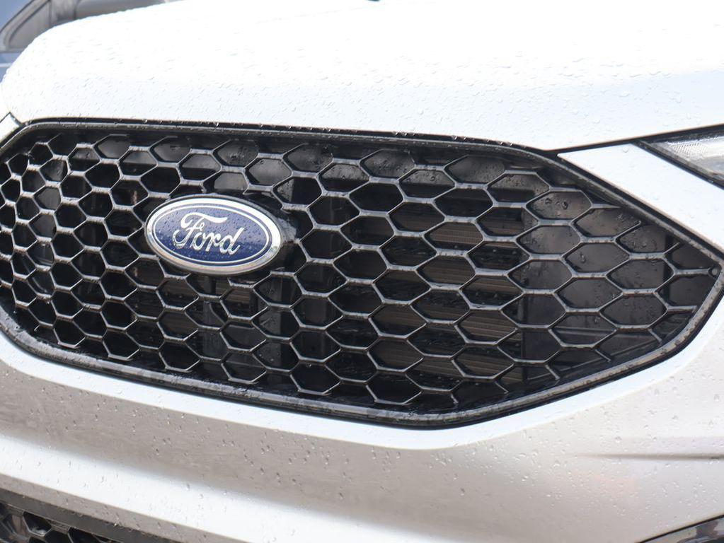 used 2022 Ford Edge car, priced at $28,505