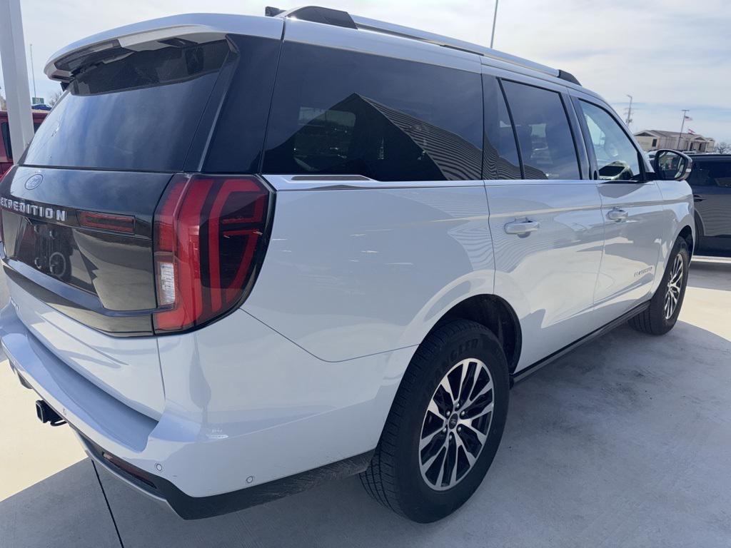 used 2025 Ford Expedition car, priced at $72,639