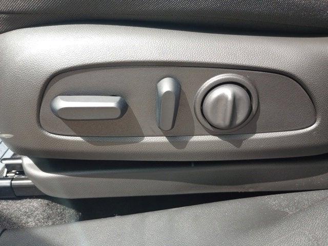 new 2025 Chevrolet TrailBlazer car, priced at $26,995