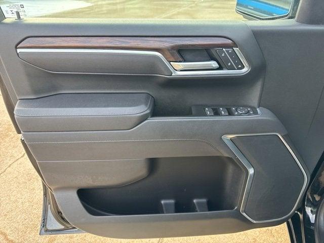 used 2025 GMC Sierra 1500 car, priced at $44,995