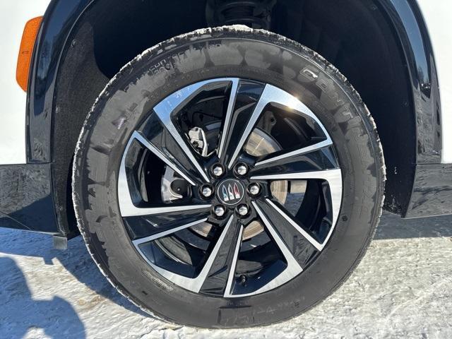 used 2025 Buick Enclave car, priced at $38,895