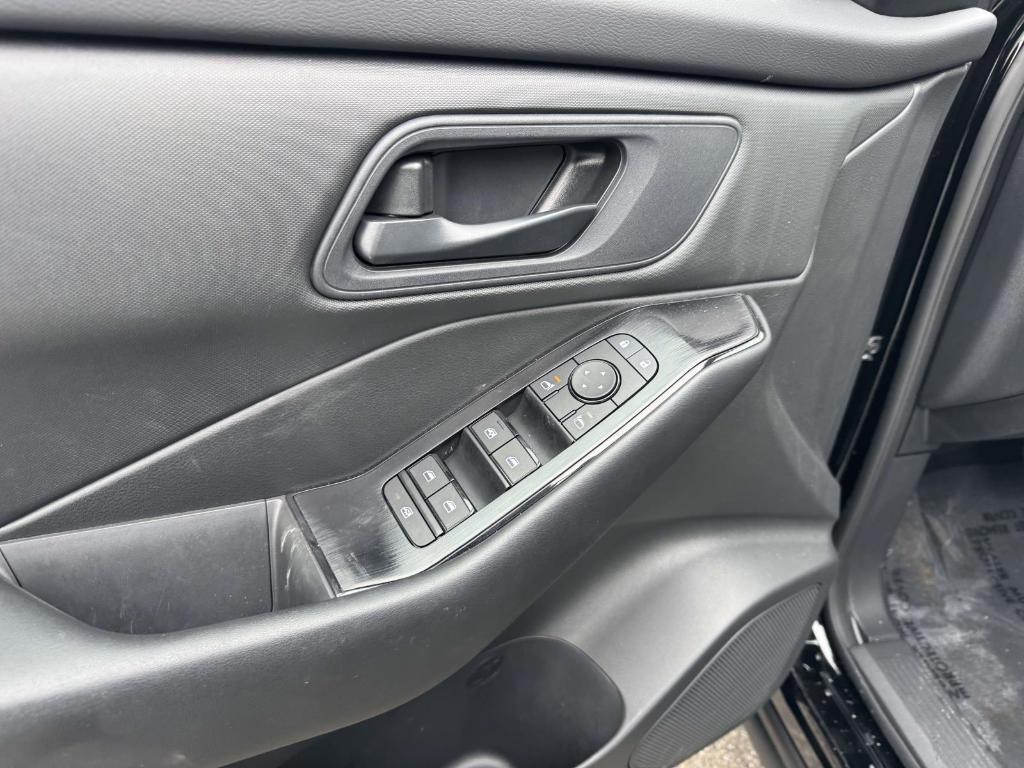 used 2025 Nissan Rogue car, priced at $22,241