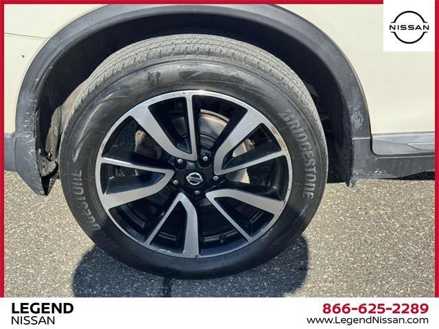 used 2020 Nissan Rogue car, priced at $17,555