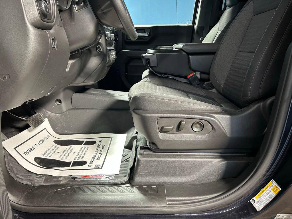 used 2022 Chevrolet Silverado 1500 car, priced at $37,630