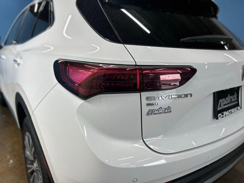 used 2025 Buick Envision car, priced at $30,882
