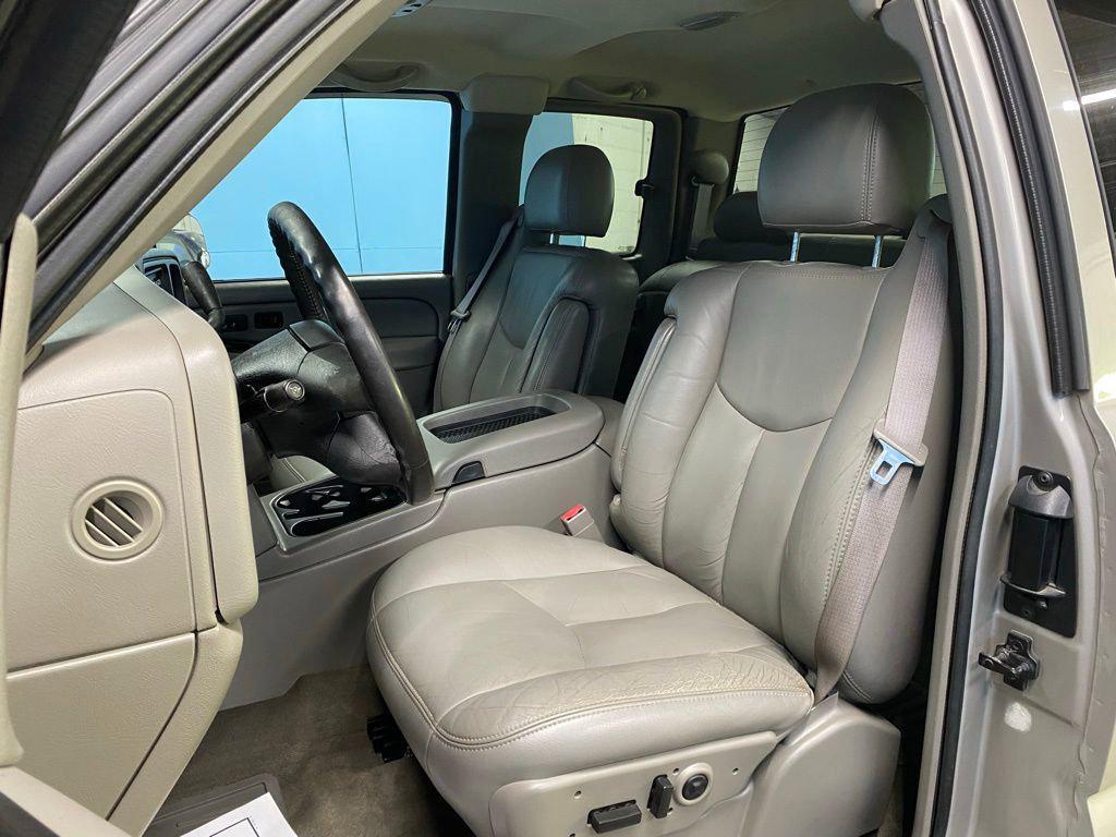 used 2004 Chevrolet Silverado 3500 car, priced at $20,731