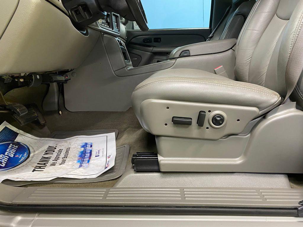 used 2004 Chevrolet Silverado 3500 car, priced at $20,731