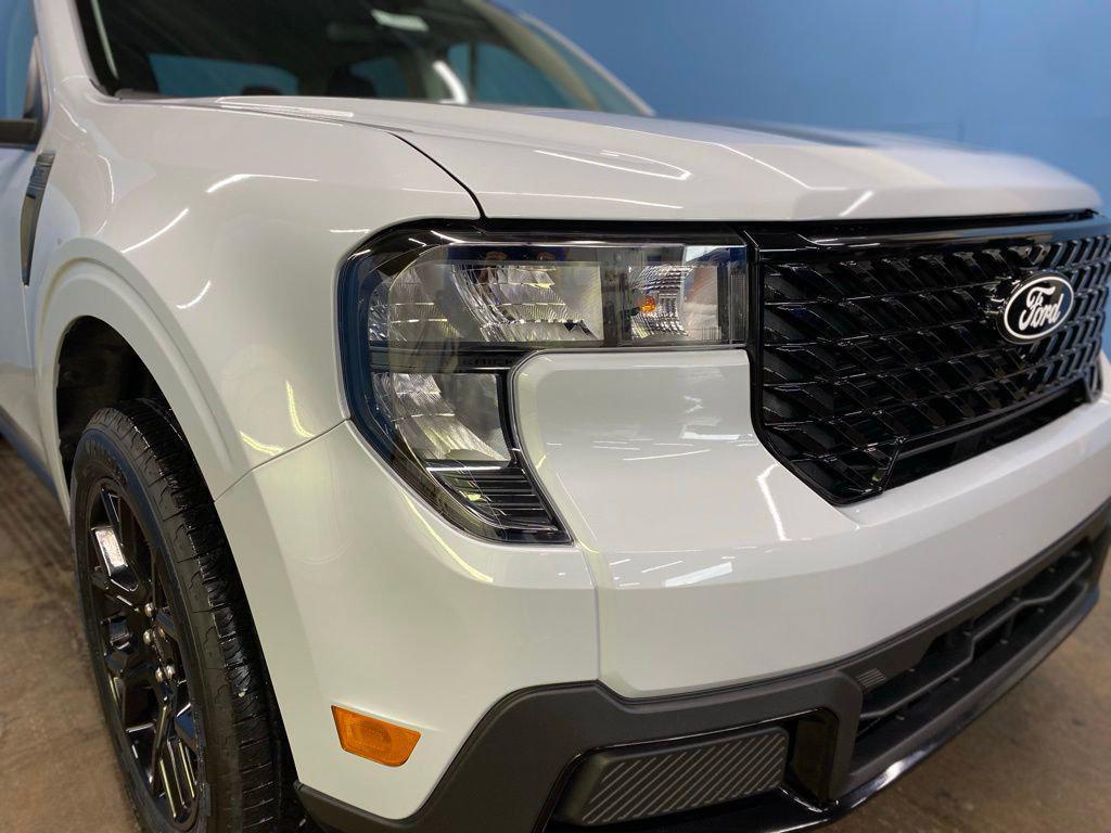 new 2025 Ford Maverick car, priced at $31,927