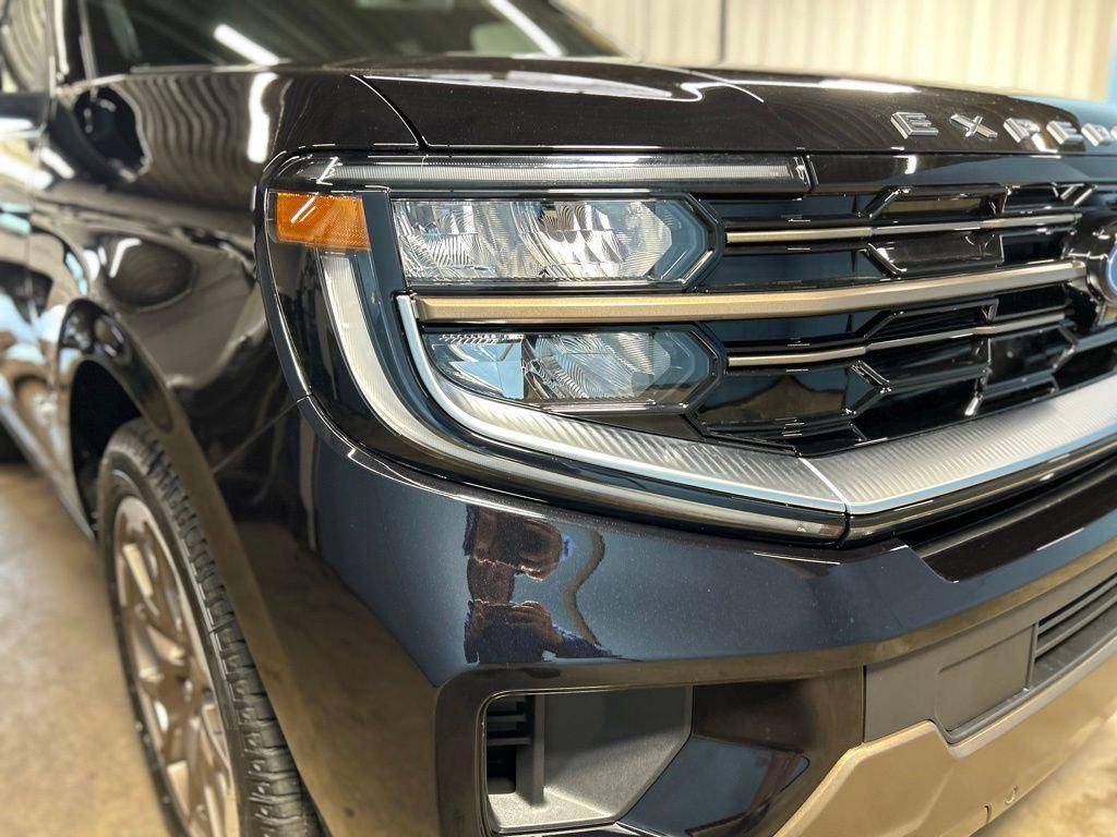 new 2026 Ford Expedition Max car, priced at $84,006