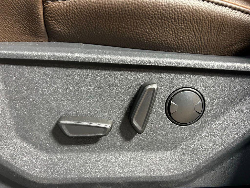 new 2026 Ford Expedition Max car, priced at $84,006